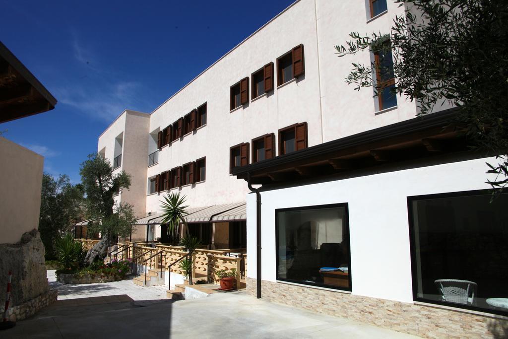Agricostella Agriturismo Vieste Bagian luar foto