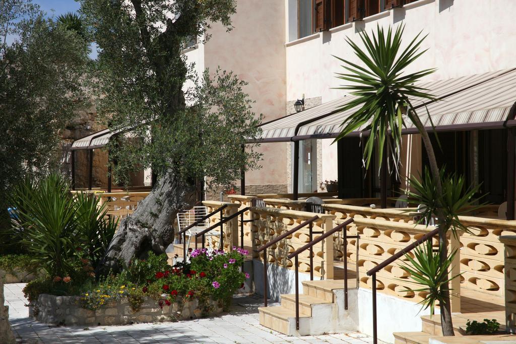 Agricostella Agriturismo Vieste Bagian luar foto